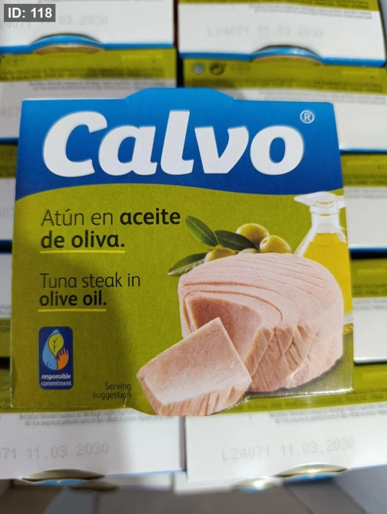 شرائح التونا بزيت الزيتون